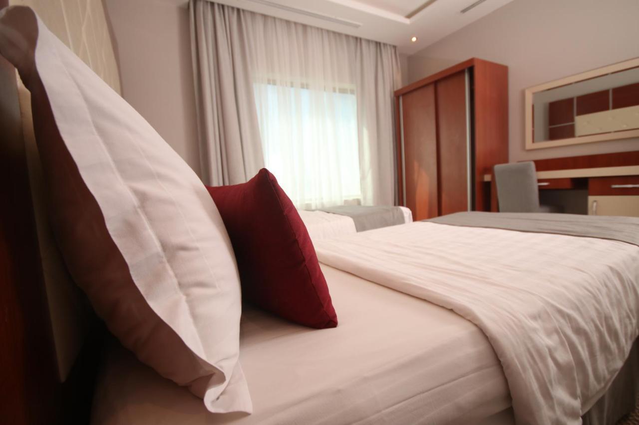 Tobal Al Zahra Hotel Apartments Jeddah Exterior photo